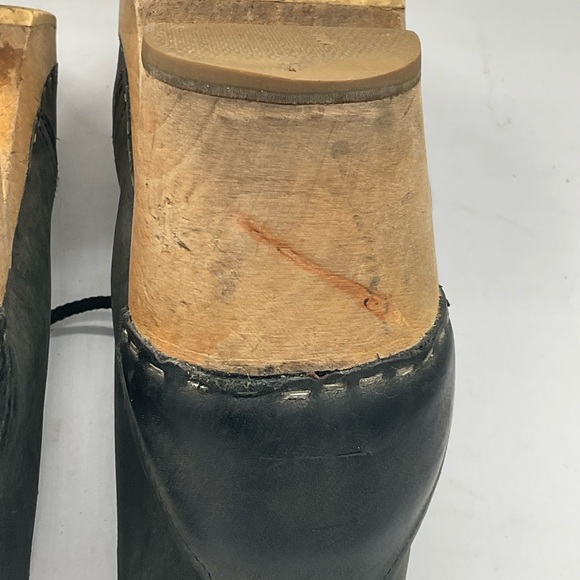 “VOLLSJO” of Sweden Handmade Clog Style Black Leather and Wood Ankle Boots. - Picture 16 of 16